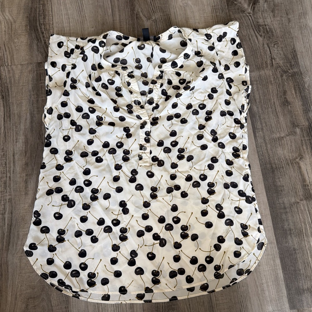 J.Crew Cherry Print Silk Blouse Women's Sz 4 Ivory Black Flutter Sleeve Button